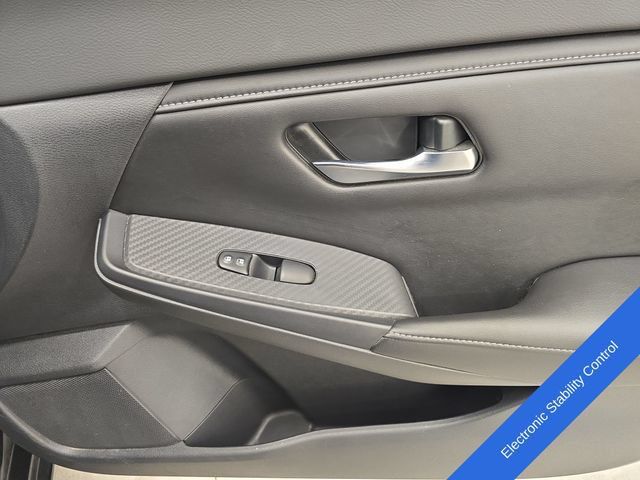 Used 2020 Nissan Sentra S FWD image 11