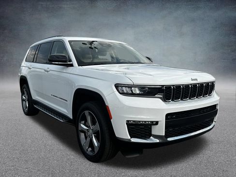 Used 2021 Jeep Grand Cherokee L Limited AWD/4WD image 3