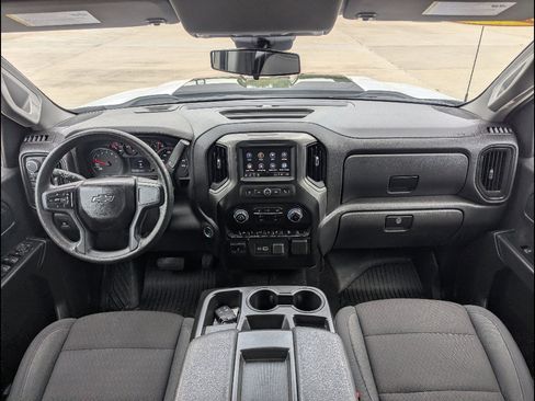Used 2025 Chevrolet Silverado 1500 Custom Trail Boss AWD/4WD image 25