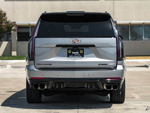Used 2025 Cadillac Escalade V w/ LPO, Floor Liner Package AWD/4WD image 11