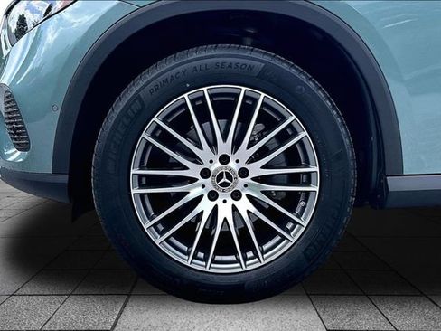 Certified 2026 Mercedes-Benz GLC 300 4MATIC image 38