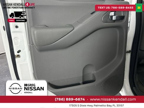 Used 2018 Nissan Frontier SV image 34