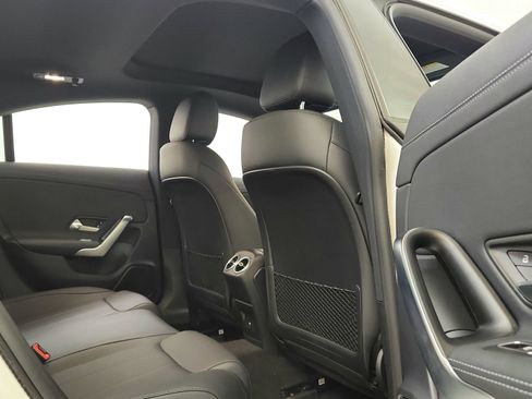 Used 2025 Mercedes-Benz CLA 250 image 27