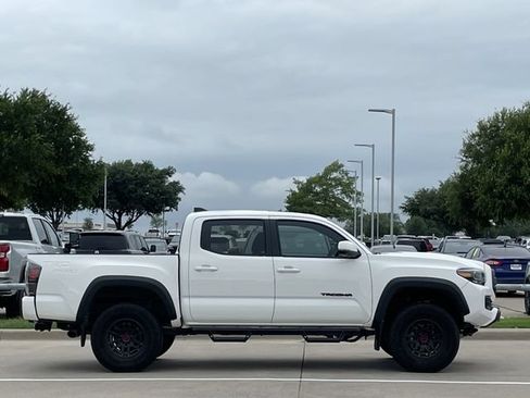Used 2023 Toyota Tacoma TRD Pro AWD/4WD image 3