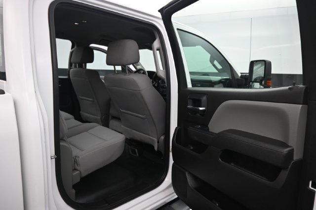 Used 2018 Chevrolet Silverado 3500 W/T w/ WT Fleet Convenience Package AWD/4WD image 46