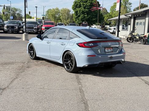 Used 2024 Honda Civic Sport image 7