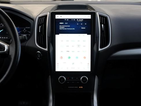 Used 2022 Ford Edge SEL w/ Convenience Package image 13