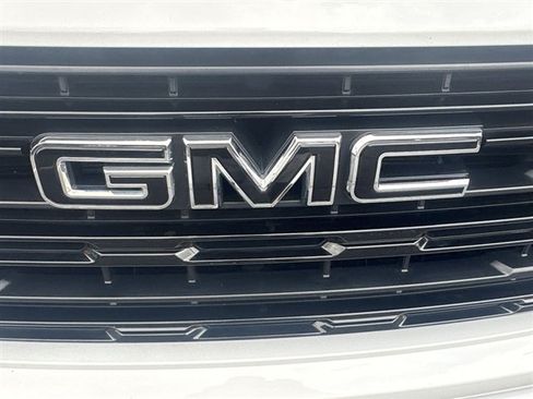 Certified 2022 GMC Sierra 1500 Elevation w/ LPO, Elevation Black Package AWD/4WD image 30