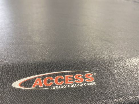 Used 2021 Chevrolet Colorado LT w/ Fleet Safety Package image 22