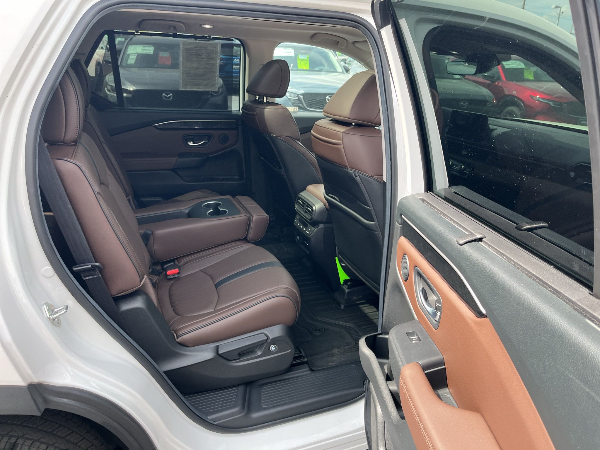 Used 2024 Honda Pilot Elite image 44
