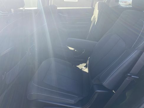 Used 2023 Jeep Grand Cherokee L Laredo image 10