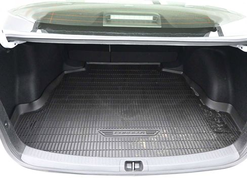 Used 2024 Toyota Corolla LE image 24