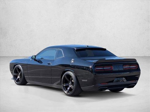 Used 2021 Dodge Challenger R/T w/ Blacktop Package image 8