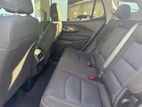 Used 2023 GMC Terrain SLE w/ Driver Convenience Package AWD/4WD image 13