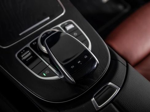 Used 2020 Mercedes-Benz E 450 Coupe image 33