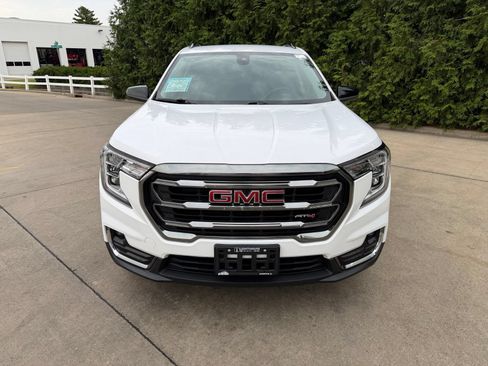 Used 2022 GMC Terrain AT4 AWD/4WD image 9
