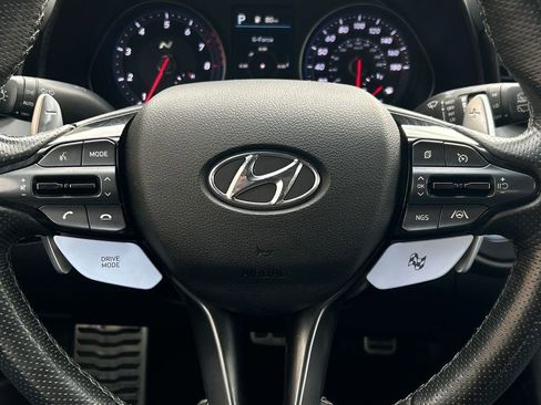 Used 2022 Hyundai Veloster N image 22