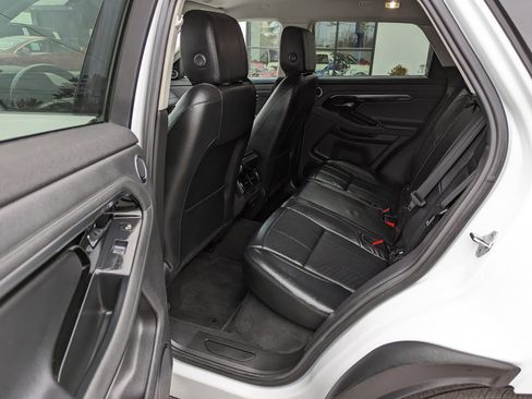 Used 2021 Land Rover Range Rover Evoque S image 40