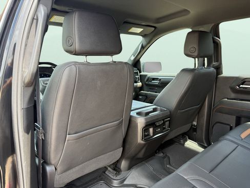 Used 2024 GMC Sierra 1500 AT4 image 37