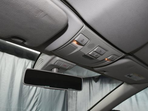 Used 2019 Mercedes-Benz E 450 4MATIC Cabriolet image 42