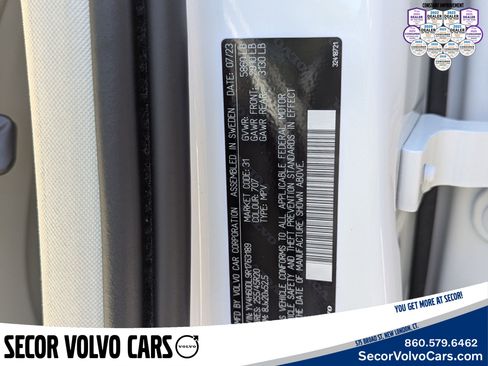 Certified 2024 Volvo XC60 T8 Plus w/ Protection Package Premier image 26