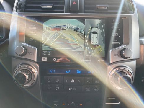 Used 2023 Toyota 4Runner Limited image 35
