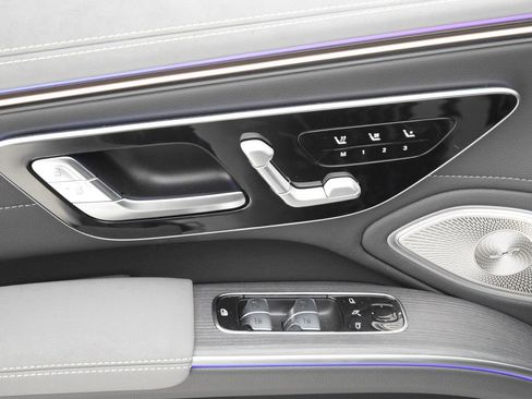 New 2026 Mercedes-Benz EQS 580 4MATIC Sedan image 21