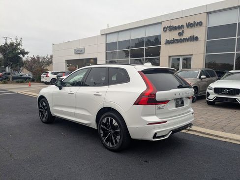 New 2026 Volvo XC60 B5 Plus w/ Protection Package Premier image 4