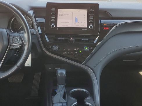 Used 2023 Toyota Camry SE image 24