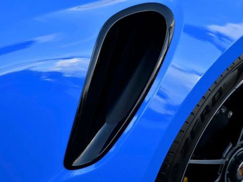 Used 2022 Porsche 911 Turbo S image 18