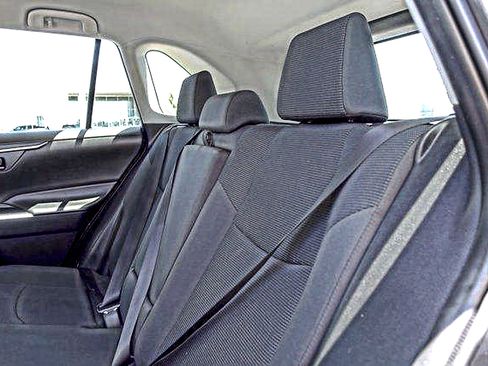 Used 2024 Toyota RAV4 LE AWD/4WD image 20