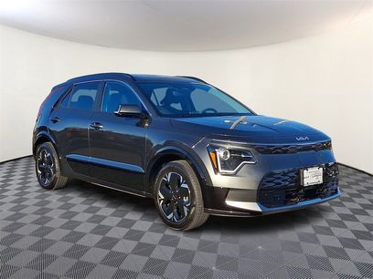 Certified 2025 Kia Niro Wind