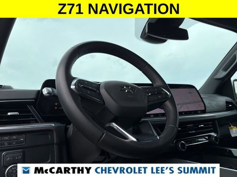 Used 2025 Chevrolet Suburban Z71 AWD/4WD image 59