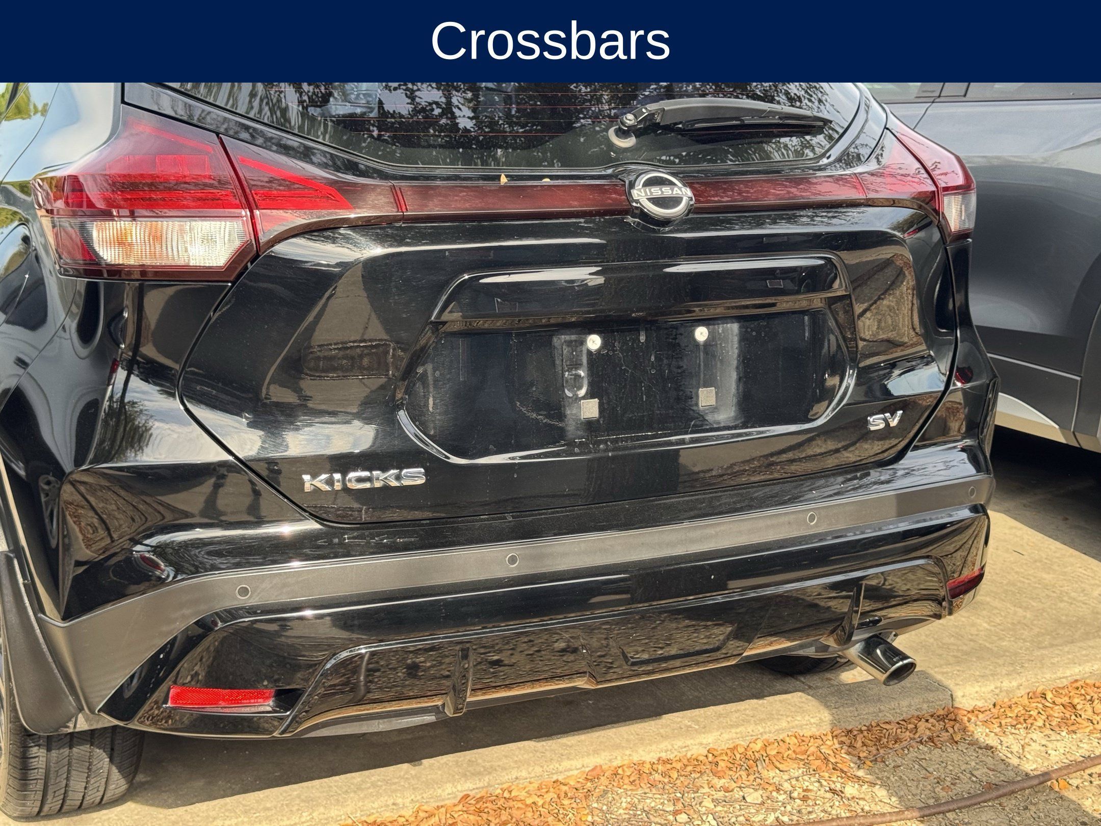 Used 2023 Nissan Kicks SV w/ Exterior Package FWD image 3