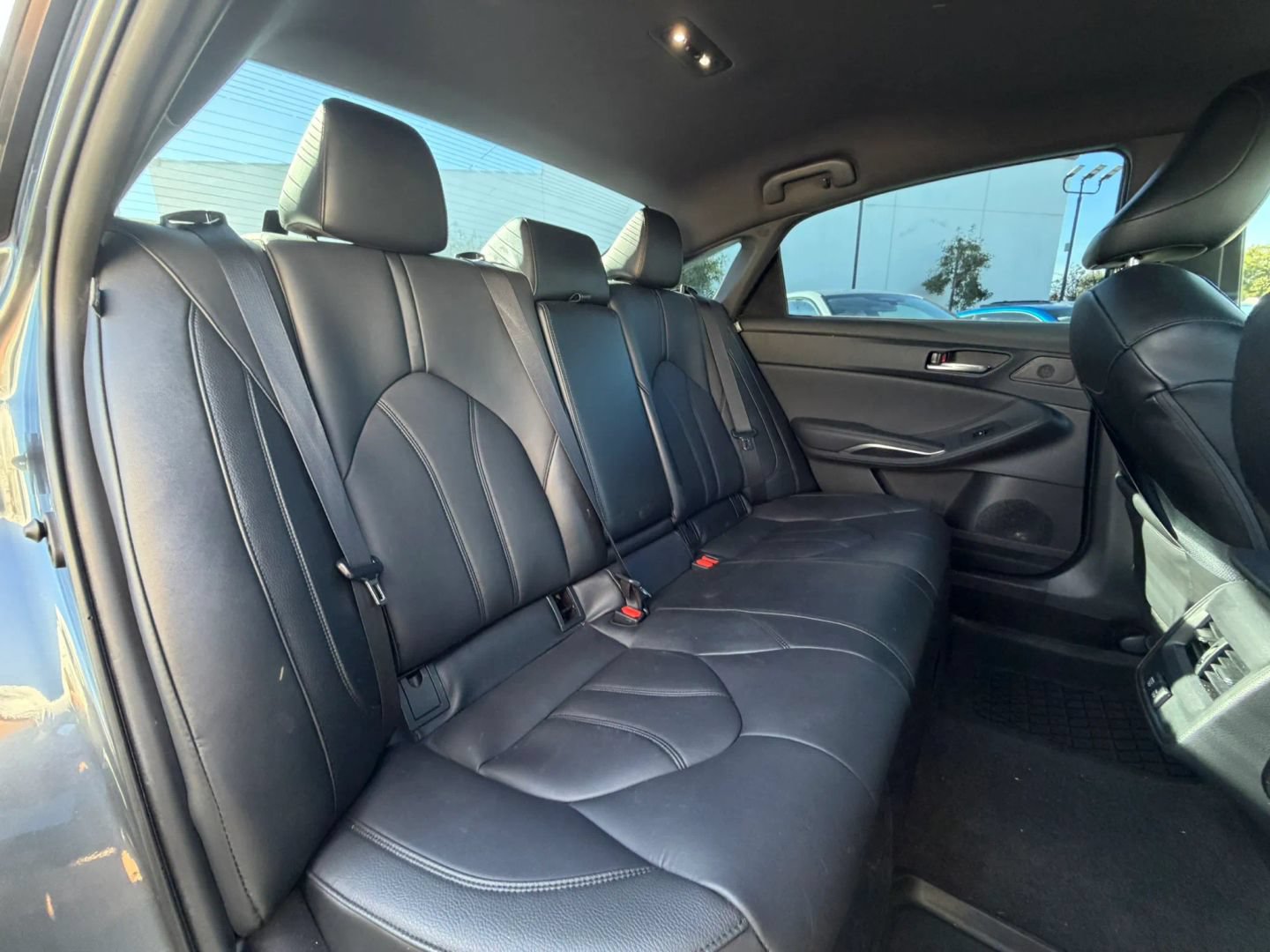 Used 2021 Toyota Avalon XLE FWD image 32