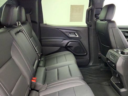 Used 2026 Chevrolet Silverado EV LT AWD/4WD image 21