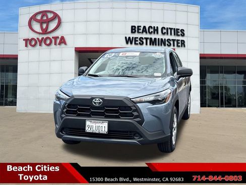 Certified 2026 Toyota Corolla Cross L FWD image 5