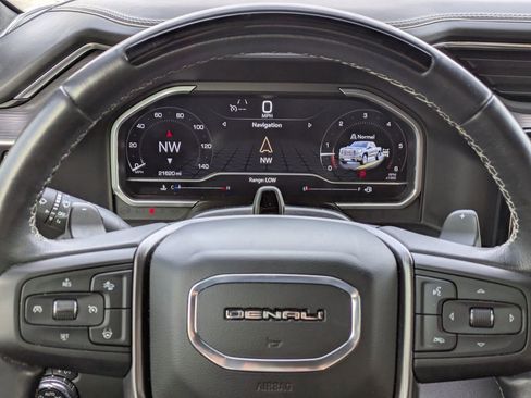 Used 2023 GMC Sierra 1500 Denali Ultimate image 11