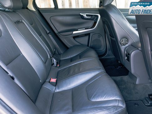 Used 2013 Volvo S60 T5 image 23