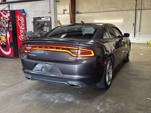Used 2016 Dodge Charger R/T RWD image 6