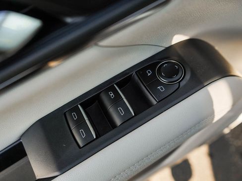 New 2026 GMC Terrain Denali w/ LPO, Floor Liner Package image 17