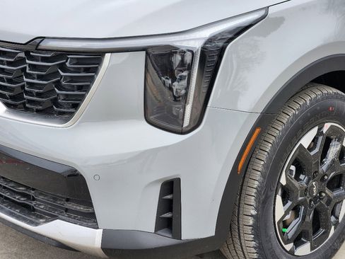 New 2026 Kia Sorento S w/ S Panoramic Sunroof Package image 6