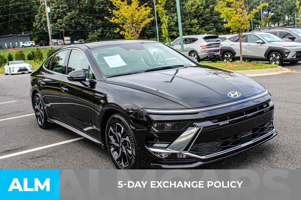 Used 2024 Hyundai Sonata SEL FWD image 3