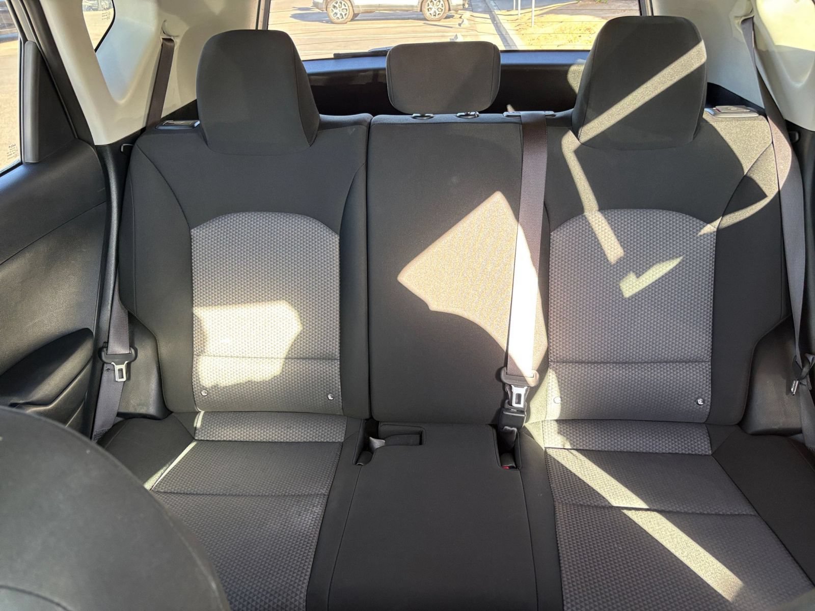 Used 2025 Kia Soul LX w/ LX Technology Package FWD image 35