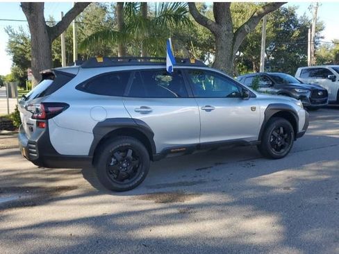 Used 2025 Subaru Outback Wilderness AWD/4WD image 6