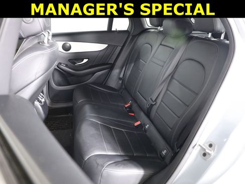 Used 2022 Mercedes-Benz GLC 300 4MATIC image 36