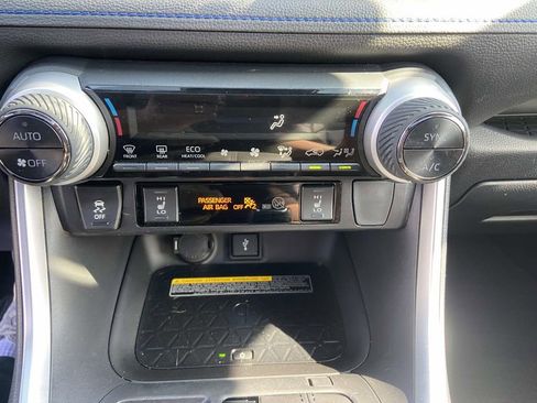 Used 2020 Toyota RAV4 XSE image 25