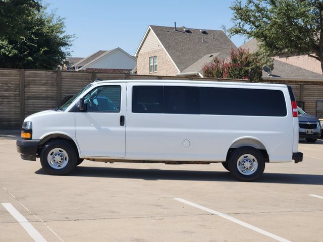 Used 2025 Chevrolet Express 3500 LS RWD image 11