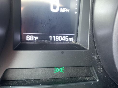 Used 2017 Hyundai Santa Fe Sport FWD image 7