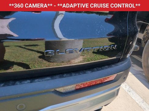 Used 2024 GMC Acadia Elevation AWD/4WD image 9